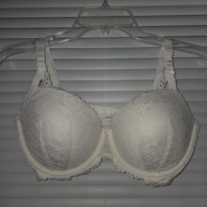 PINK Victoria's Secret Lace Bra - Cream